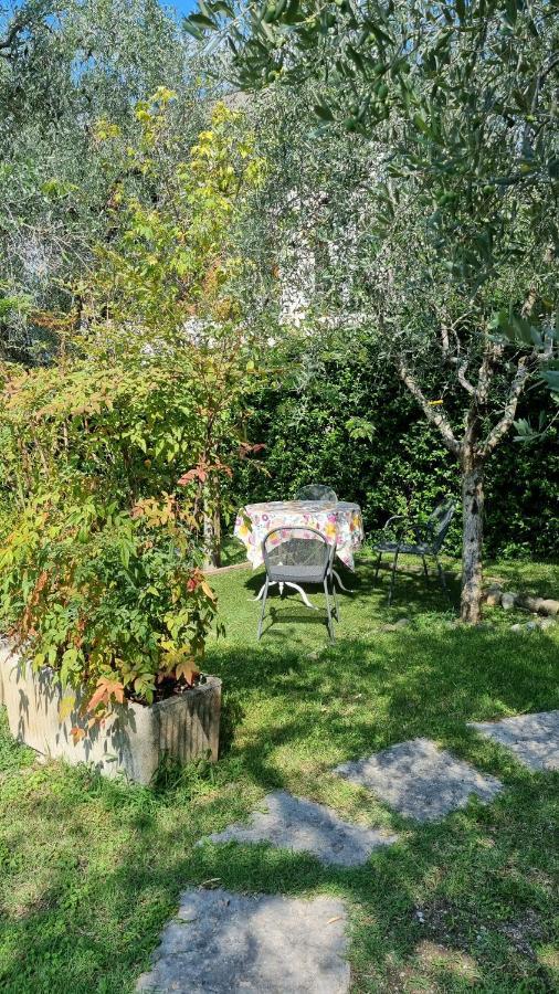 Casa Elsa Appartement Torri Del Benaco Buitenkant foto