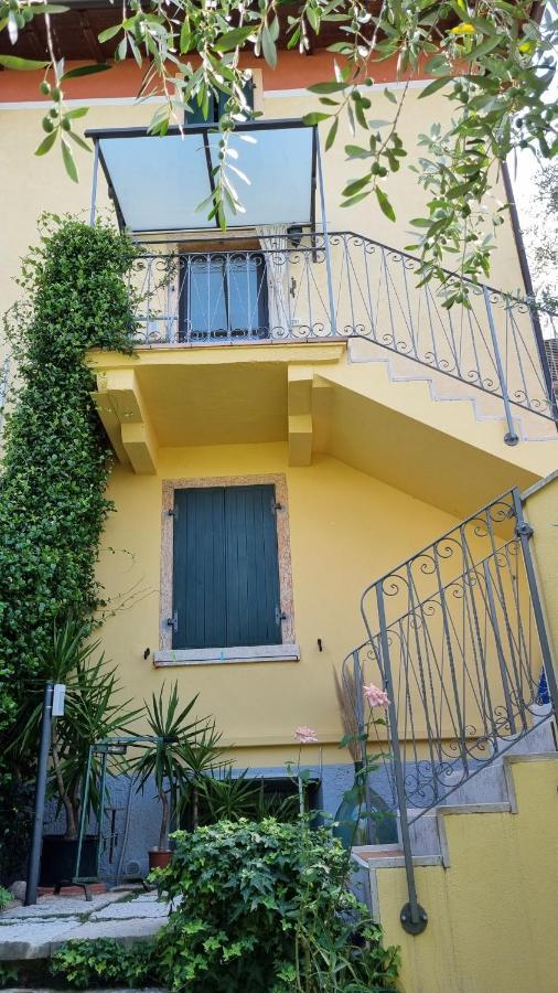 Casa Elsa Appartement Torri Del Benaco Buitenkant foto